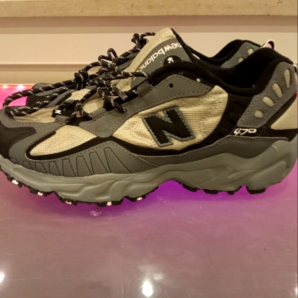 COPY - Men's new balance shoes